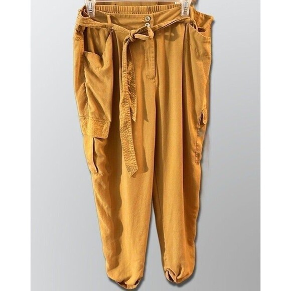 Chicos Pants Size 3 Tencel Mustard Tie Waist Cargo Pocket Rolled Ankle - Picture 1 of 3